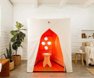 FireLight® Sauna with full-spectrum incandescent light